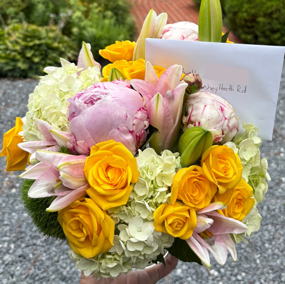 YELLOW & ACCENTS SYMPATHY FLOWERS